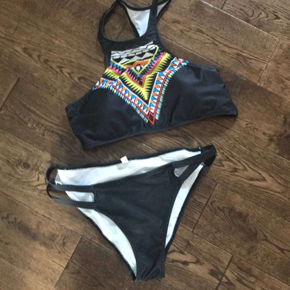 Dark gray patterned bikini